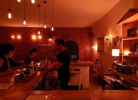 malawi/dzalanyama-forest-reserve/bar/nocturne