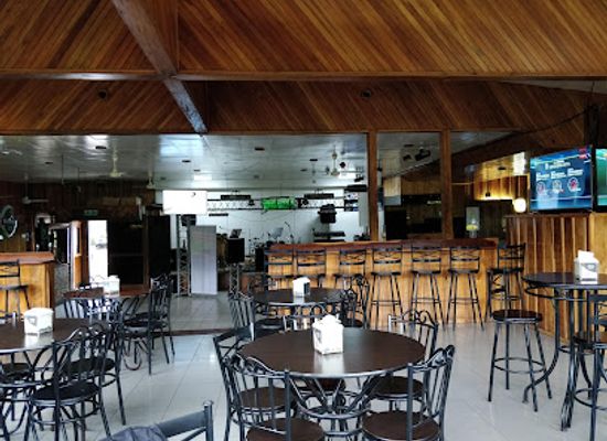 costa-rica/brunca-region/bar/bar-amigos