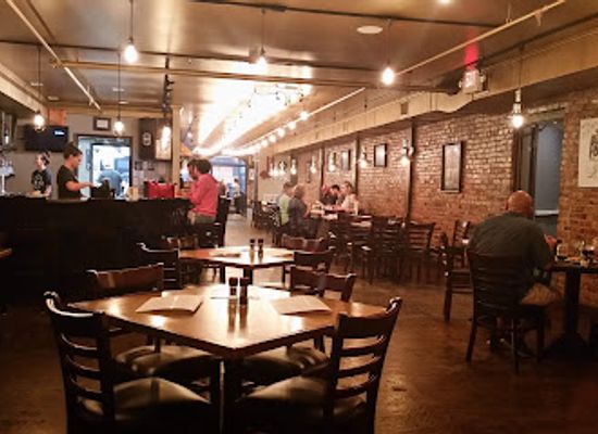 alabama/decatur/bar/the-railyard