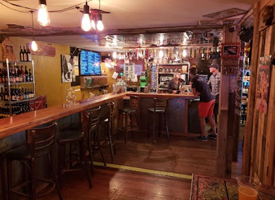 north-carolina/mountain-region/bar/the-brewer-s-kettle