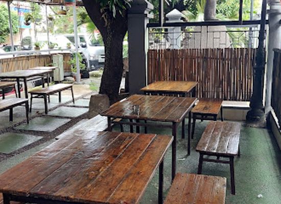 philippines/manila/intramuros/bar/ko-sing-gaw-lo