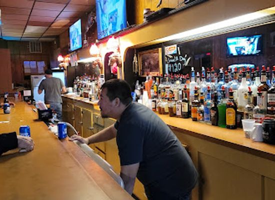 wyoming/medicine-bow-national-forest/bar/bud-s-bar