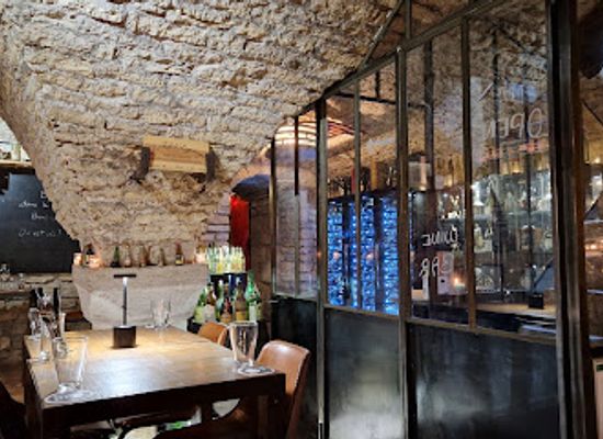 france/burgundy/bar/caveau-de-saulx-le-trou