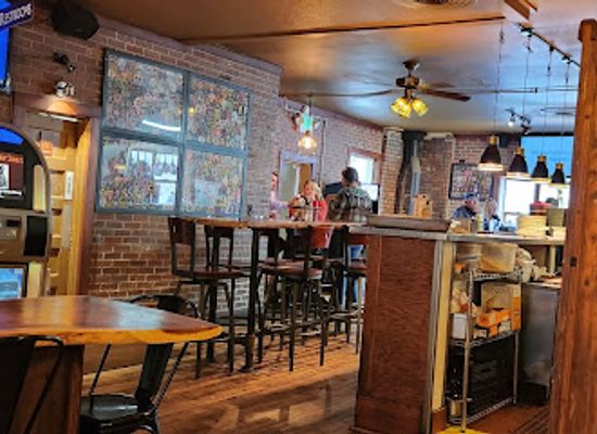 colorado/pikes-peak/bar/red-mountain-bar-and-grill