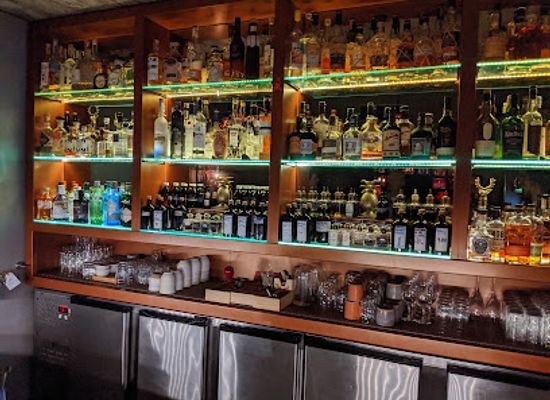 portugal/lisbon/belem/bar/red-frog-speakeasy