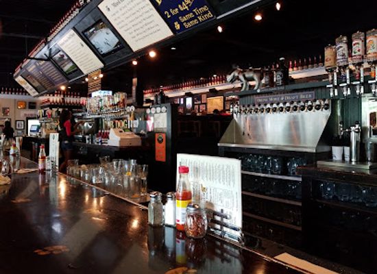 maryland/columbia/bar/pub-dog-pizza-drafthouse