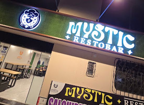 peru/arequipa/cayma/bar/mystic
