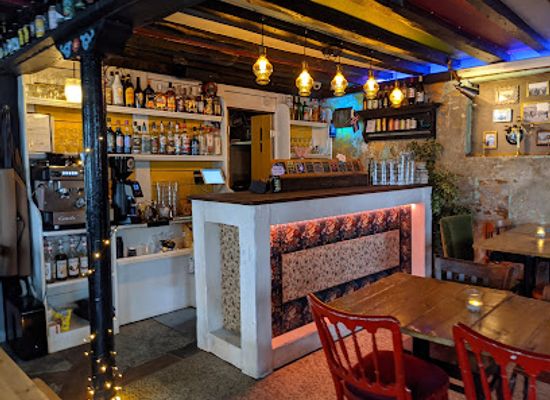 iceland/reykjavik/hlioar/bar/agir-bar-taproom