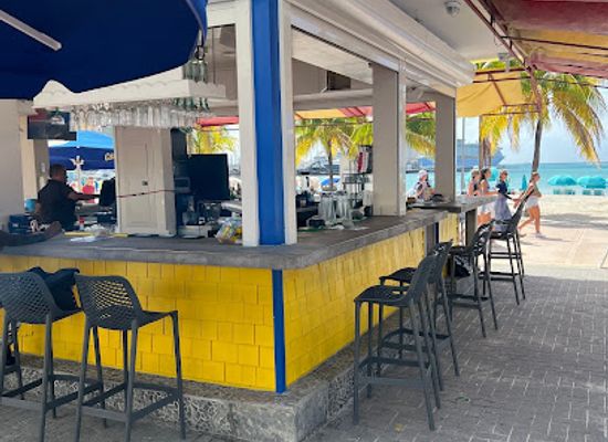 sint-maarten/guana-bay/bar/sint-rose-beach-bar