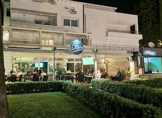 croatia/dubrovnik/lapad/bar/sports-pub-mario