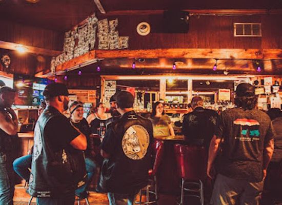 minnesota/driftless-area/bar/lint-licker