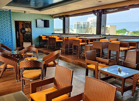 india/pondicherry/promenade-beach/bar/cloud96-dj-party-restro-bar-restro-pub