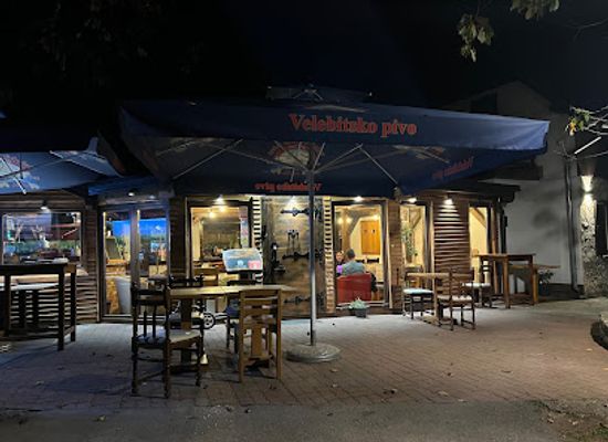 croatia/plitvice-lakes-national-park/bar/restaurant-petar-plitvice-lakes