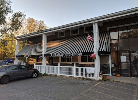 rhode-island/blackstone-river-bikeway/bar/adeline-s-speakeasy-kitchen-bar