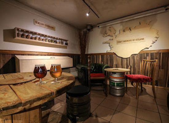 iceland/northeastern-region/bar/einstok-brewer-s-lounge