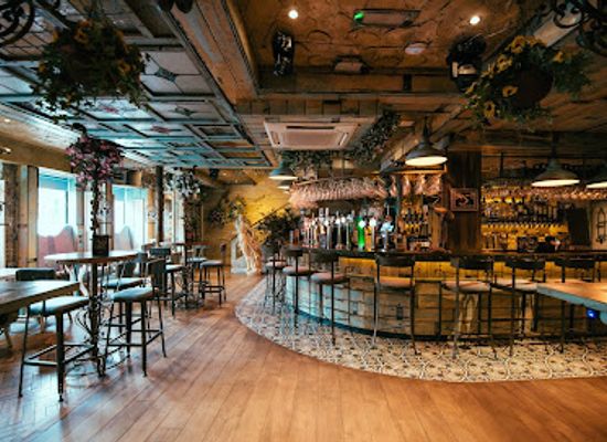 united-kingdom/belfast/titanic-quarter/bar/the-tipsy-bird