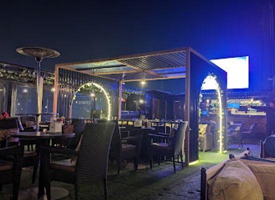 india/jaipur/city-palace/bar/blackout-club-in-jaipur
