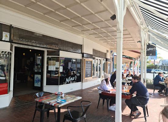 australia/fleurieu-peninsula/bar/nino-s-of-victor-harbor