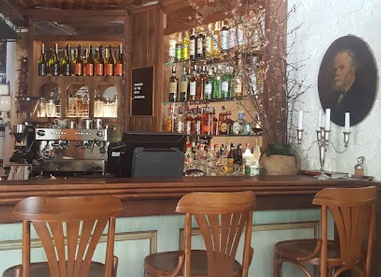 turkiye/istanbul/bar/tavern