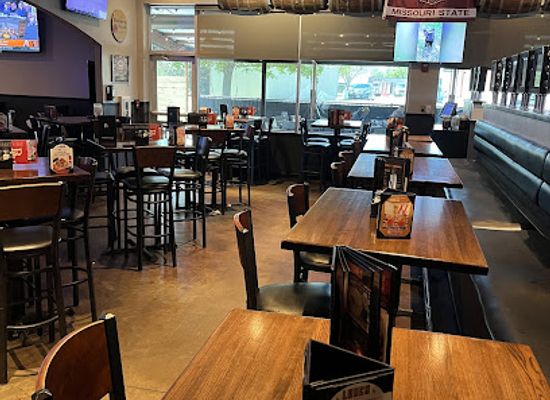 missouri/southwest-missouri/bar/big-whiskey-s-american-restaurant-bar