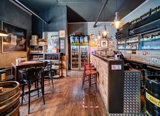 czechia/beskids/bar/nubeerbar-craft-beer-burgers