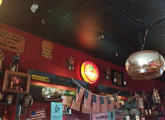 missouri/sedalia/bar/chez-when-cocktail-lounge