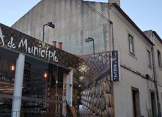 portugal/serra-de-sintra/bar/taverna-do-municipio
