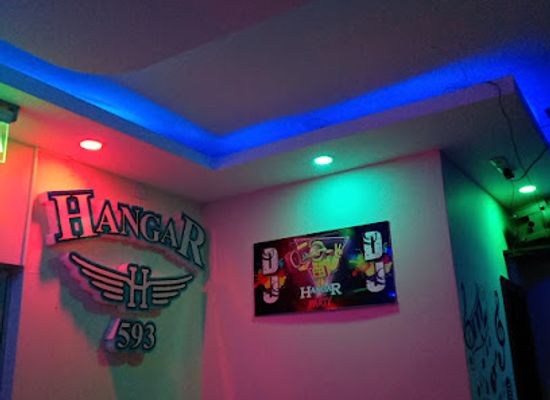 ecuador/andean-highlands/bar/hangar-bar-lounge-593