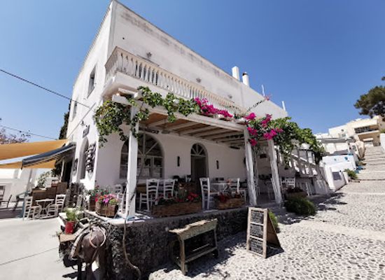 greece/pyrgos/bar/brusco