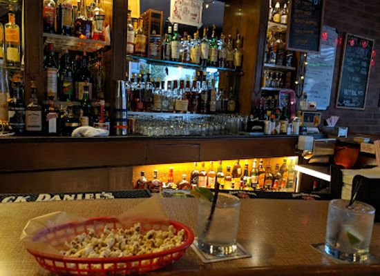 california/oakland/rockridge/bar/the-graduate
