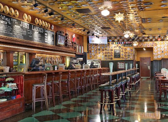 tennessee/memphis-beale-street/bar/flying-saucer-draught-emporium