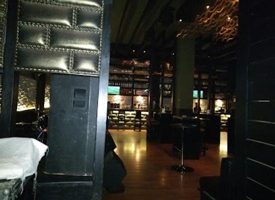 ethiopia/kaffa/bar/flirt-lounge-addis