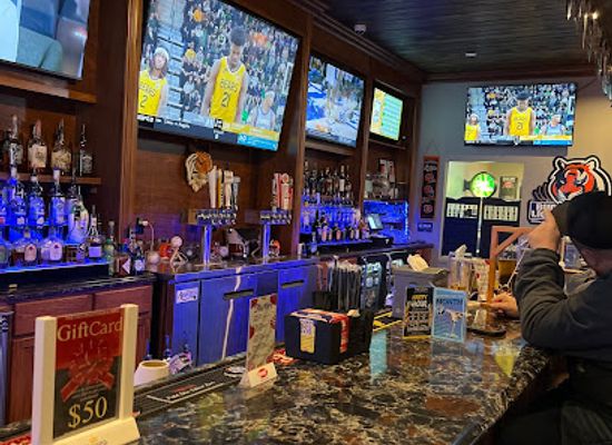 ohio/scioto-valley/bar/the-den-sports-bar-grill