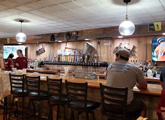 vermont/bennington-battle-monument/bar/the-dutchman-s-tavern