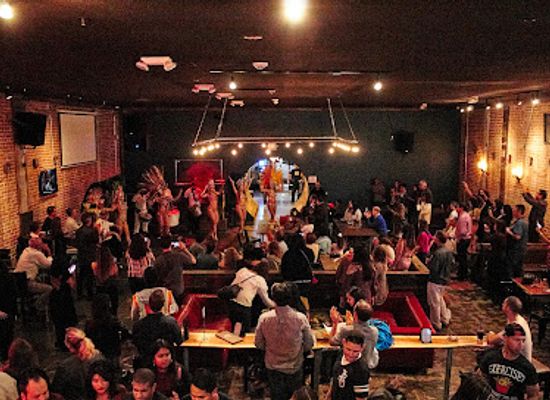 california/hayward/bar/the-dirty-bird-lounge