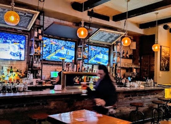 new-york/new-york-city/queens/bar/gantry-bar-kitchen