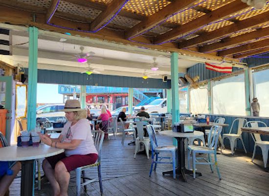 florida/cedar-key/bar/big-deck-bar-grill