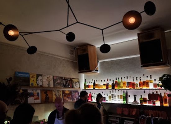 australia/central-victoria/bar/caretaker-s-cottage