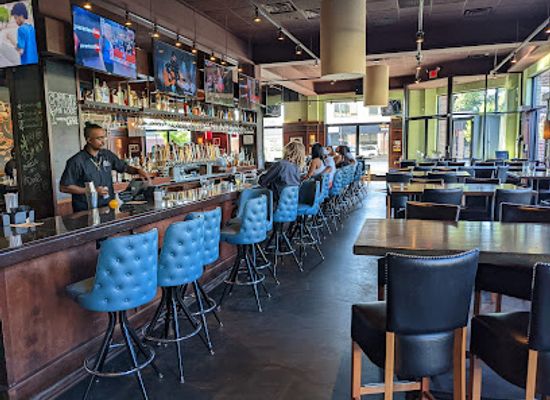 michigan/mid-michigan/bar/bar-louie-dearborn