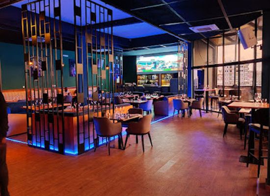 cameroon/littoral/bar/the-sky