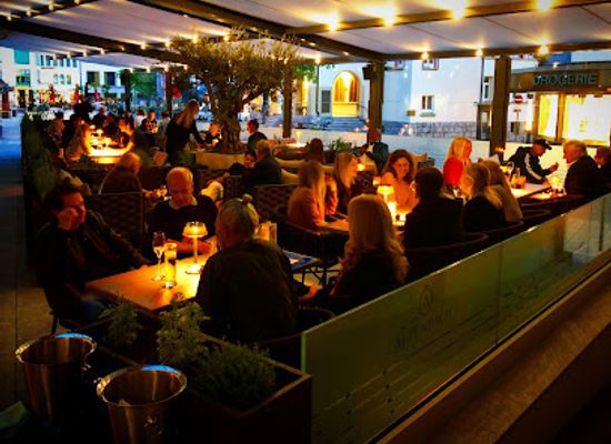 liechtenstein/gnalp-trail/bar/altenbach-restaurant-bar