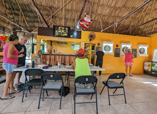 belize/corozal-district/bar/jahmundo-restaurant-sports-bar