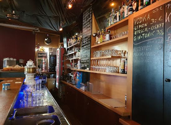 germany/cologne/nippes/bar/zum-denkmal