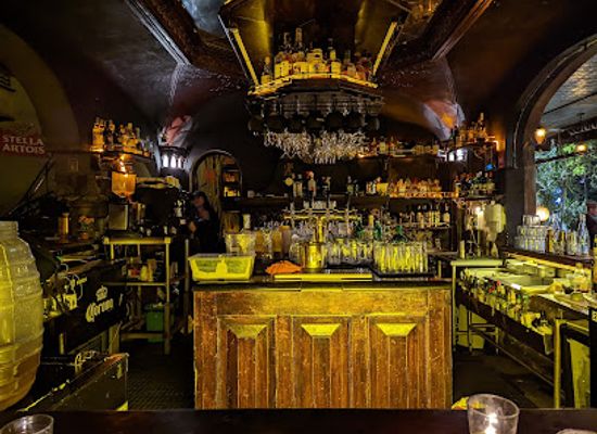 mexico/eastern-mexico/bar/wallace-whisky-bar