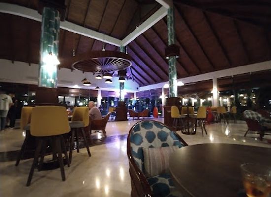 dominican-republic/eastern-plains/bar/hemingway
