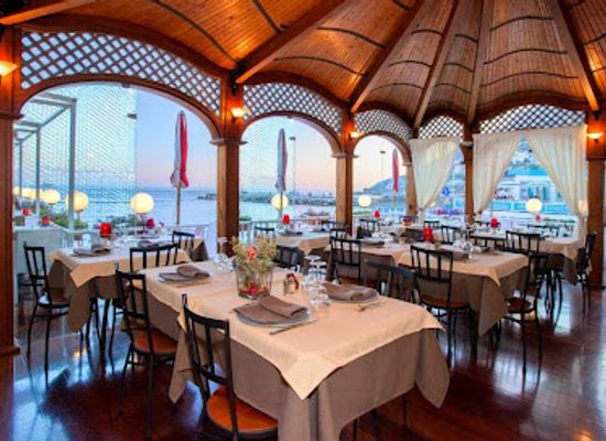 italy/amalfi-coast/bar/silver-moon