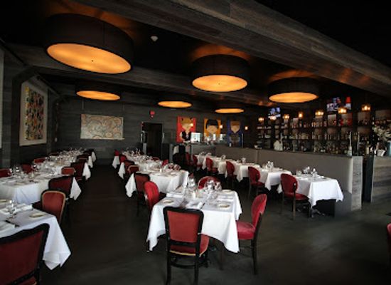 connecticut/greenwich/bar/blackstones-steakhouse