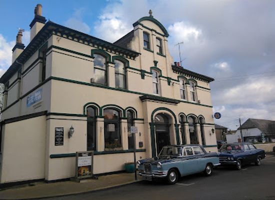 isle-of-man/ballasalla/bar/the-viking-hotel