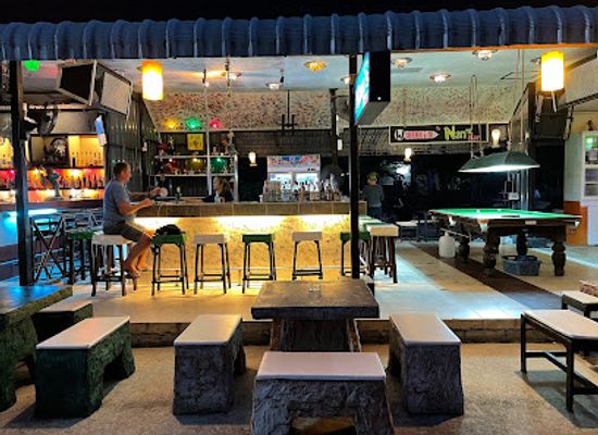 thailand/phuket/karon/bar/nans-bar