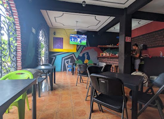 mexico/puerto-escondido/bar/position-sports-bar